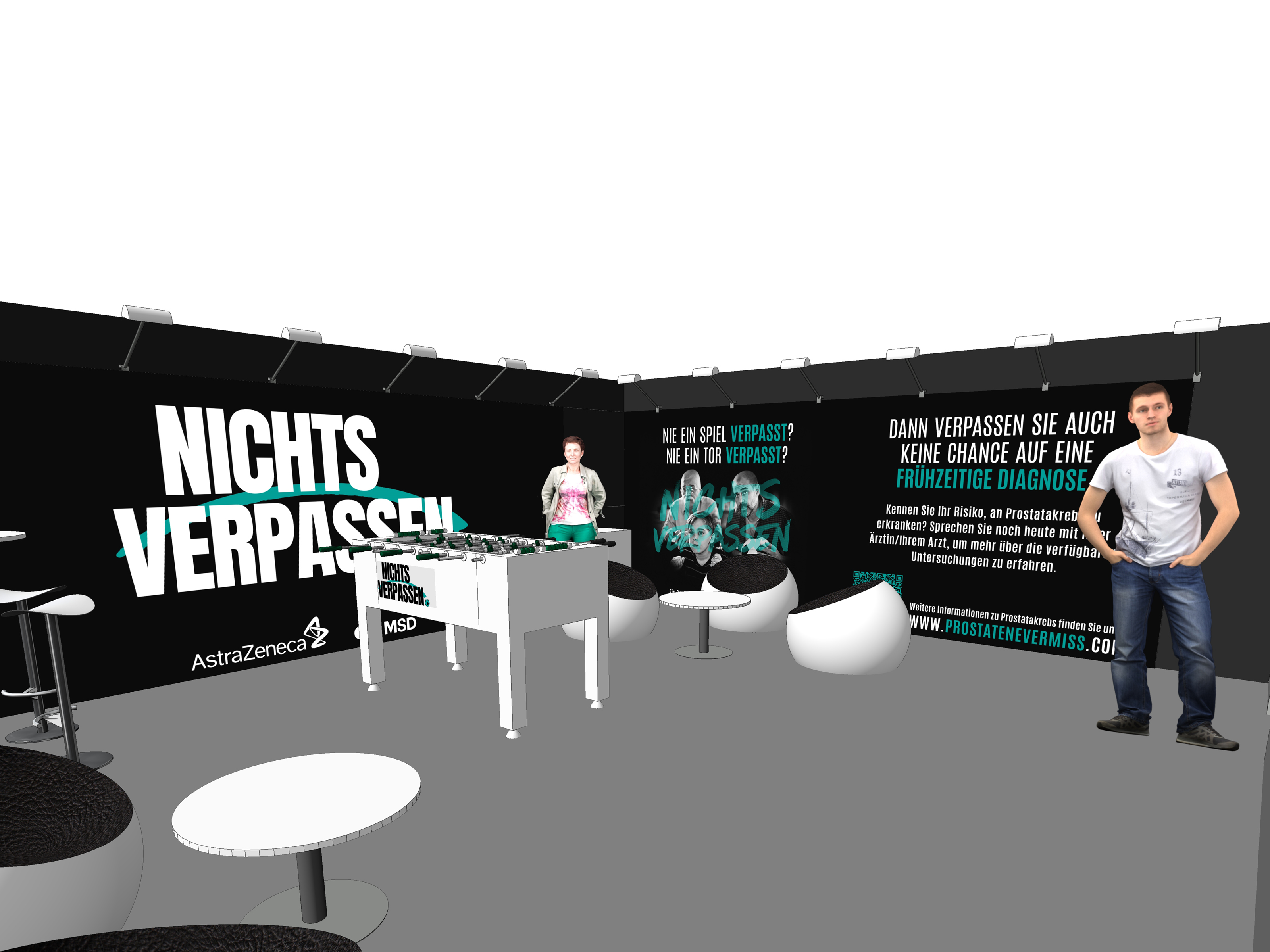 3D-Visualisierung eines schwarzen Messestands mit der Aufschrift „NICHTS VERPASSEN“, Sitzsäcken, Tischen, einem Kicker und zwei lebensnahen Figuren – thematisiert wird die frühzeitige Diagnose von Prostatakrebs.